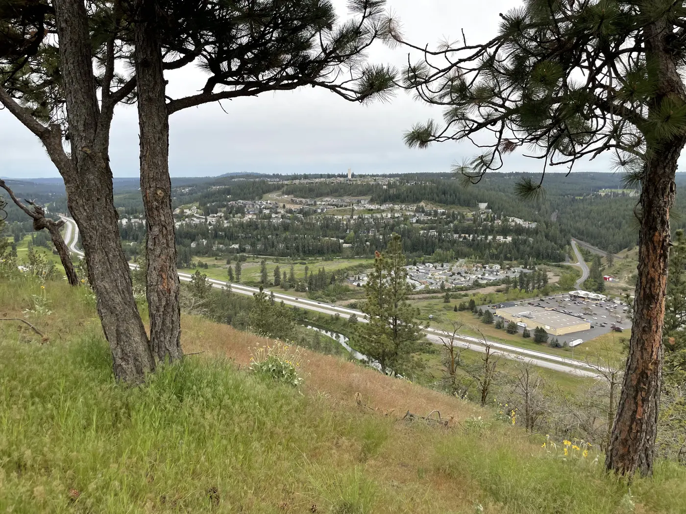 View over Latah Valley from the High Drive bluff near Comstock